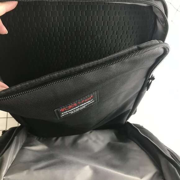 TUMI Alpha 3 T-Pass Business Class Brief Pack - Picture 12 of 15